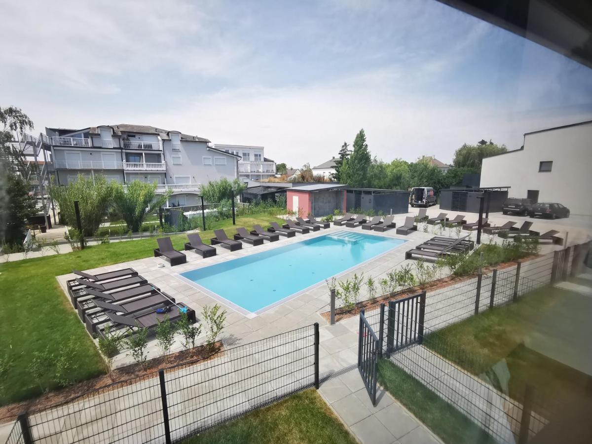 ניוסדיל אם סי Spa Residenz Neusiedl Appartments מראה חיצוני תמונה